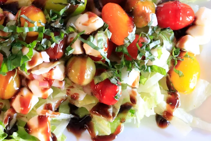 Caprese salad closeup
